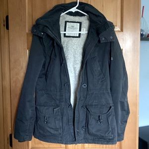 H&M Women’s Winter Size 6